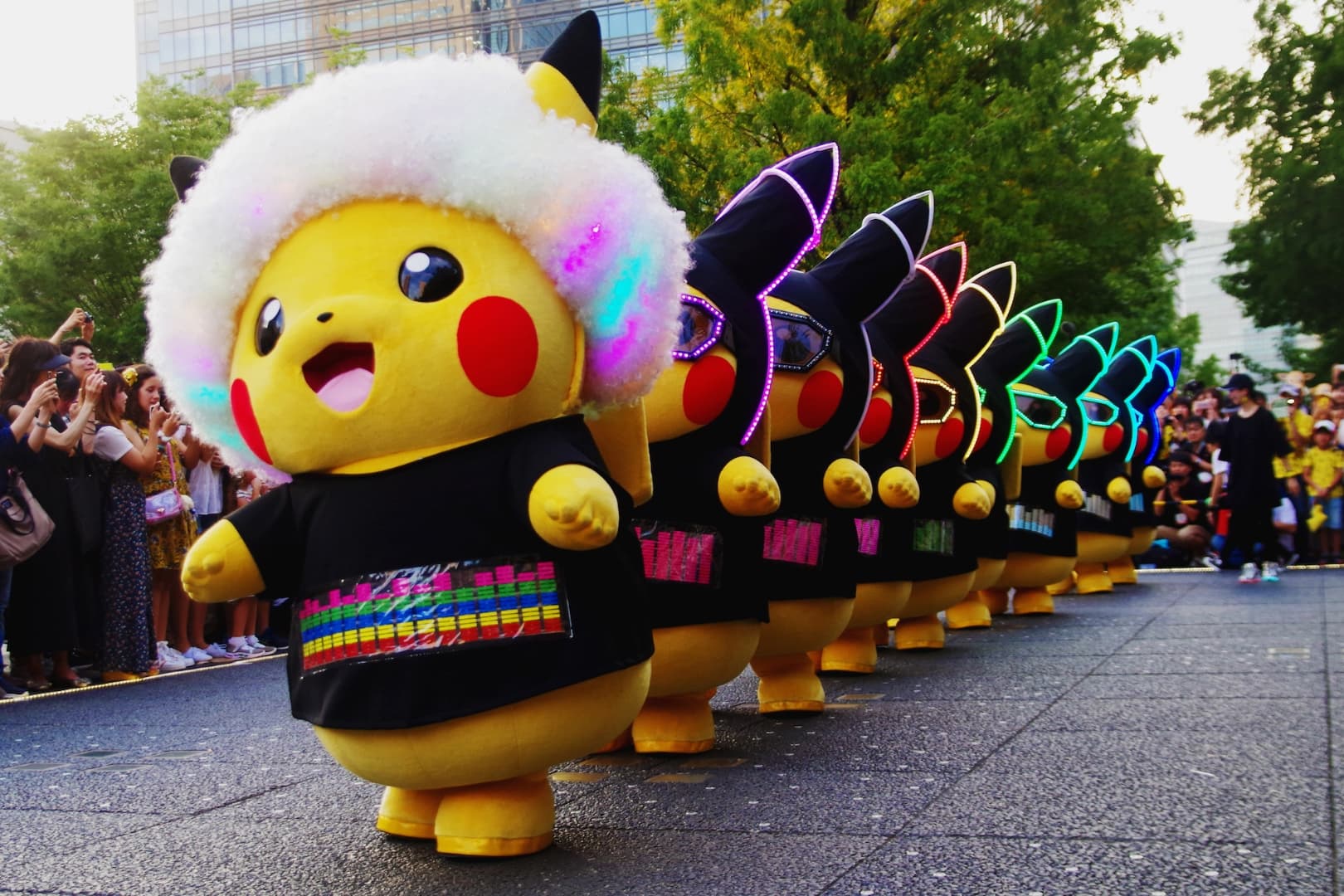 今年のピカチュウはデジタル・テクノロジーとコラボレーション